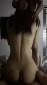 不知火舞和三个小男孩儿