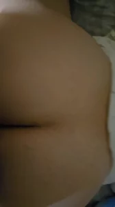 大屁股女友